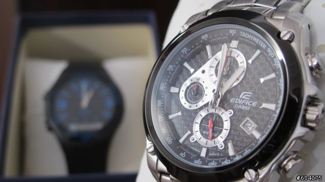 [雙開箱] CASIO EDIFICE 三眼計時錶 & CASIO平價雙顯運動錶