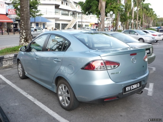 馬來西亞街頭不同的車車 您可辨識幾種