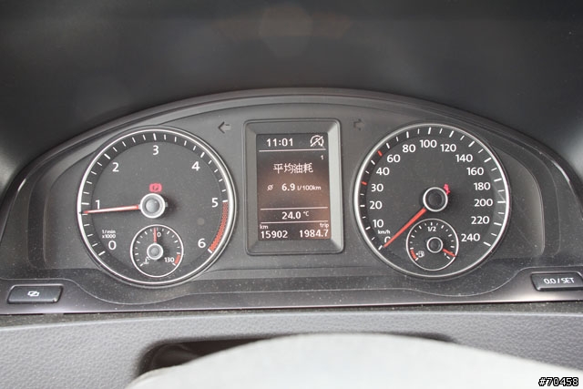 [開箱] 歐規Volkswagen T5 Caravelle 2.0TDI Bluemotion