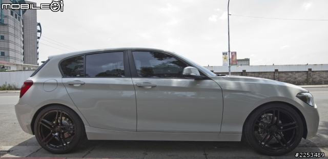 BMW F20 小小開箱文(7/17小小改裝 KW V3 避震器)