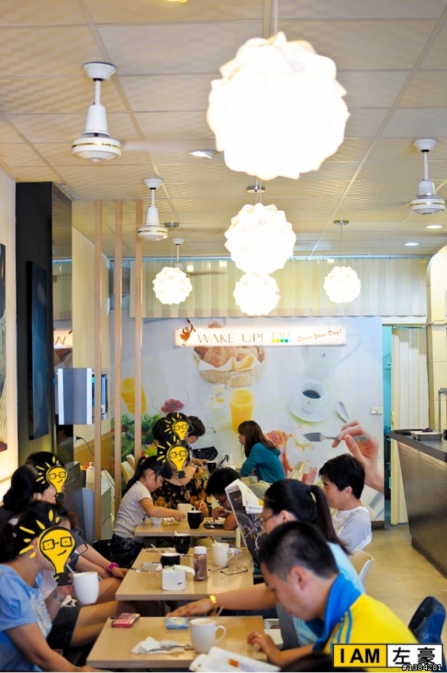 [食記] Wake up cafe (濰克早午餐)  美式早餐 !