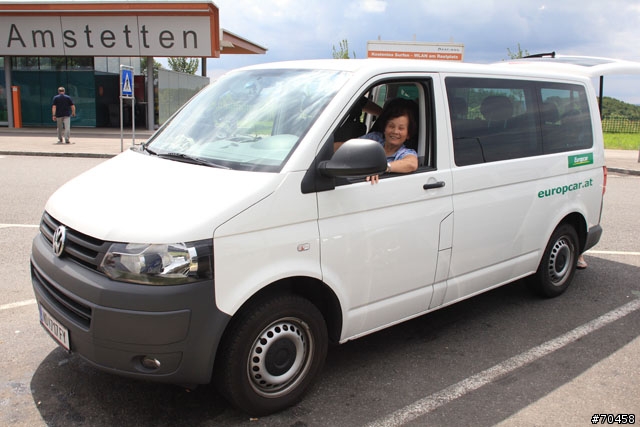 [開箱] 歐規Volkswagen T5 Caravelle 2.0TDI Bluemotion