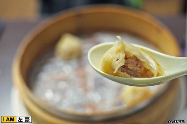 [食記] 龍城湯包  (推龍城雞腿麵~)