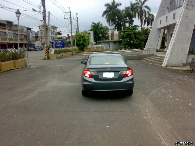 遲來的Civic 9 1.8VTI-s黑鈦銀