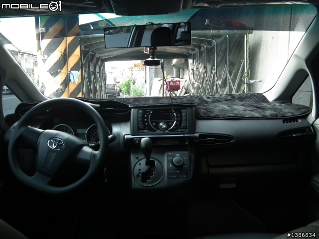 2012 Toyota WISH J-Hi開箱 !(照片以補上)