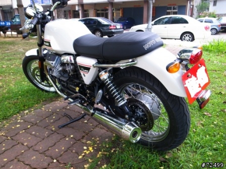 [開箱] (7/29更新) 就是愛復古風!! Moto Guzzi V7 Classic 圖多見諒!