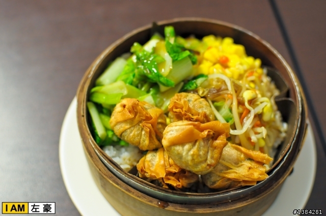[食記] 龍城湯包  (推龍城雞腿麵~)