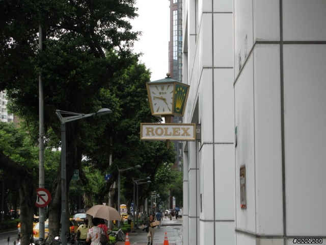 更新~維修報告~我的勞力士出狀況了～116710LN