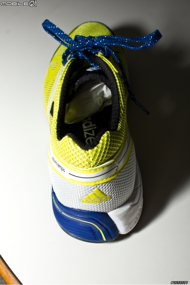 昨天剛入手的Adizero tempo 5 wide