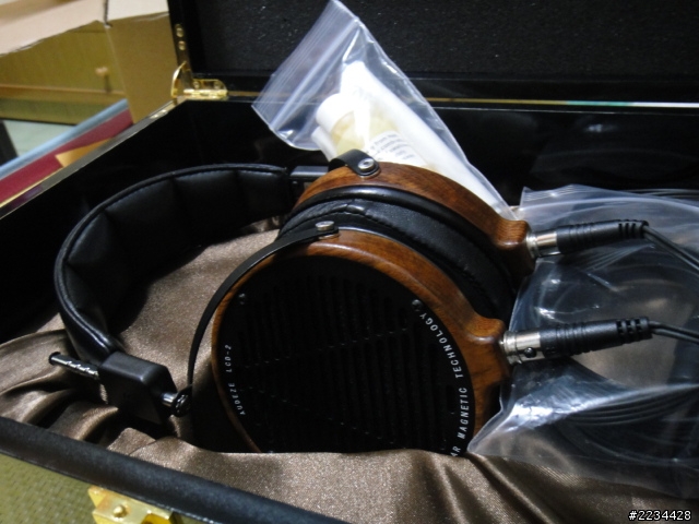[火力全開!] 平板耳機降臨Audez'e LCD-2 (rev.2)