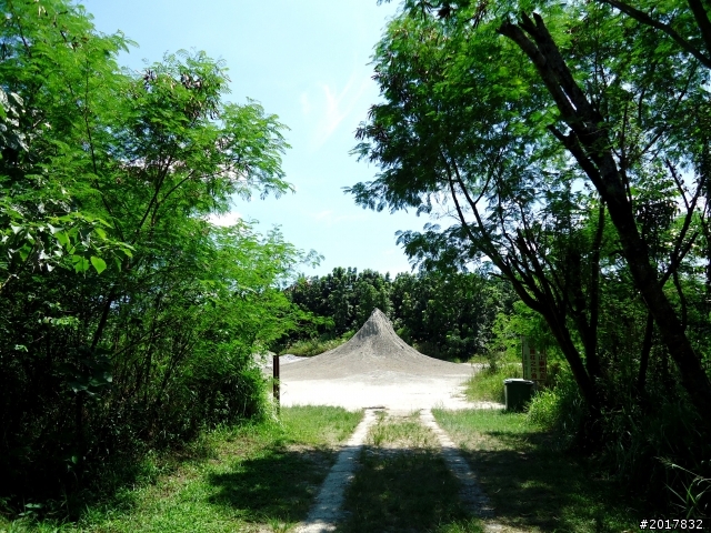 2012-7-10高雄燕巢惡地形絕地逢生險象之旅