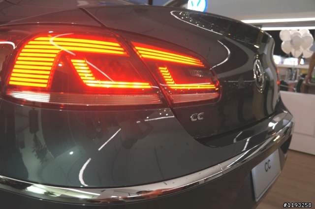 VW時尚Coupe - CC上市發表會--福斯新莊廠 服務態度 就是一個"唉..."