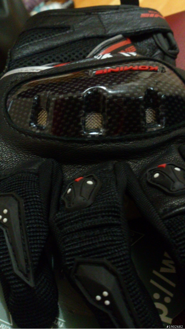 [開箱] KOMINE GK-117 春夏半皮半布手套(人生第一雙防摔手套)