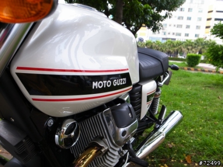 [開箱] (7/29更新) 就是愛復古風!! Moto Guzzi V7 Classic 圖多見諒!