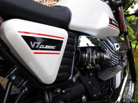 [開箱] (7/29更新) 就是愛復古風!! Moto Guzzi V7 Classic 圖多見諒!