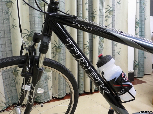 [開箱文] Trek 7100 ,HYBRID,公路混登山的都會車種。