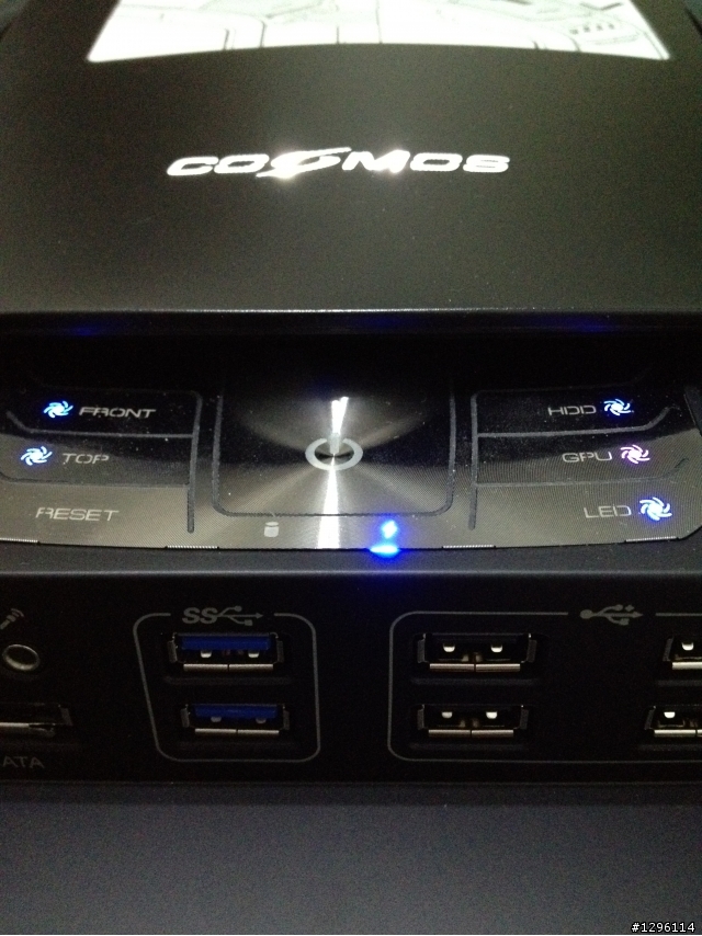[開箱圖多]三年之後酷媽COSMOS II I7 3820與海盜船H100水冷的享受...