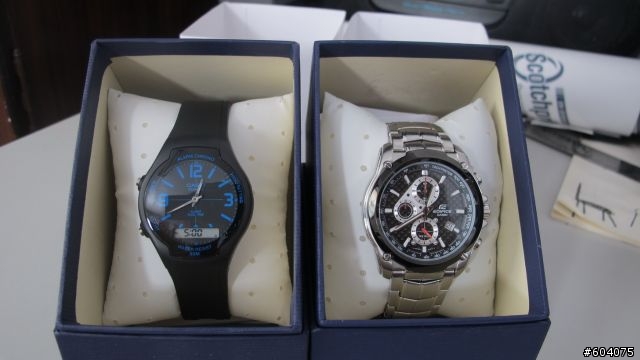 [雙開箱] CASIO EDIFICE 三眼計時錶 & CASIO平價雙顯運動錶