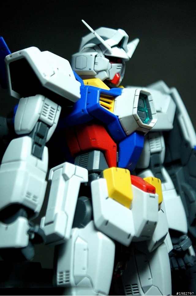 [ 鋼彈模型 ]MG AGE-1 腦部挖空LED置入手術