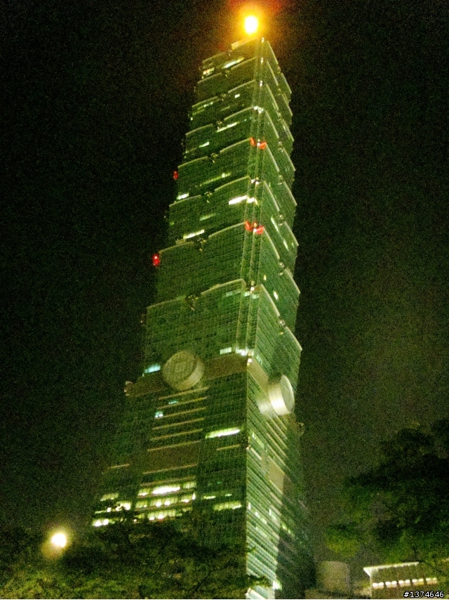 [請益]SONY的夜拍關鍵晶片??差異性？
