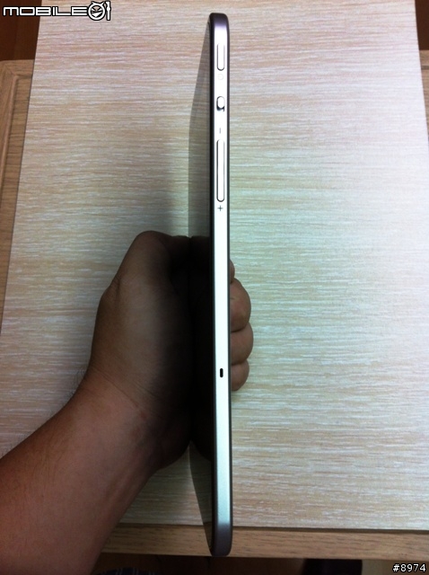 更新 東芝 TOSHIBA REGZA  AT570 7.7吋  平板 拿到嘍~ (一波三折才取得的開箱)