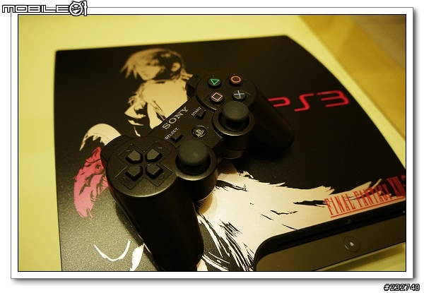 [開箱] 胖的不去、瘦的不來～FF XIII-2同捆機開箱
