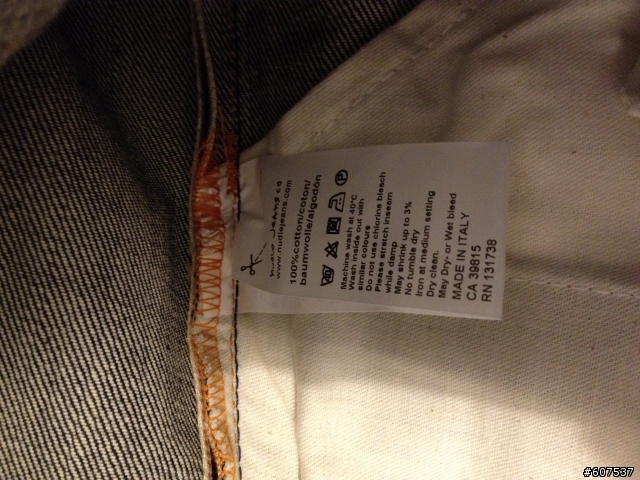 蘇胡～ 終於買了想要很久的nudie and cheap monday