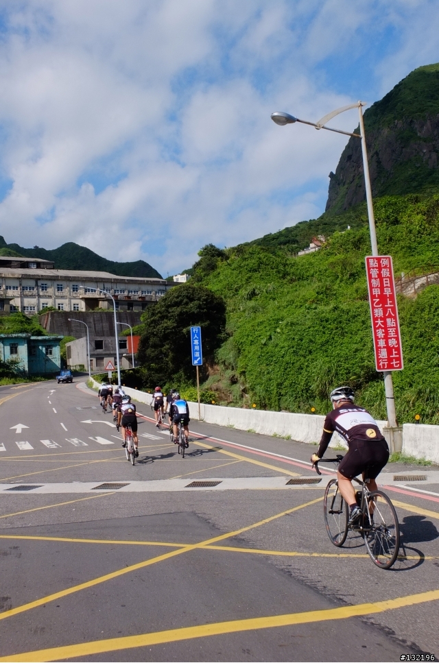 [練車] 北台灣黃金瀑布，晒的很開心的夏日推薦行程