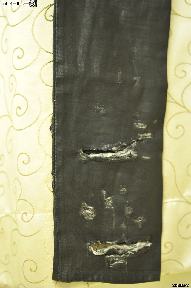 [傳說中的...]Dior Homme 04SS Destroyed 黑膠破褲
