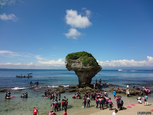 與海龜相逢在小琉球 Liuqiu. To meet green turtle.