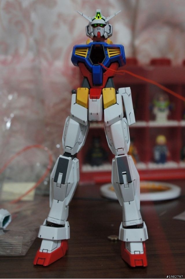 [ 鋼彈模型 ]MG AGE-1 腦部挖空LED置入手術