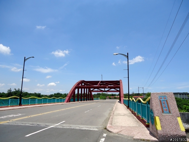 2012-7-10高雄燕巢惡地形絕地逢生險象之旅