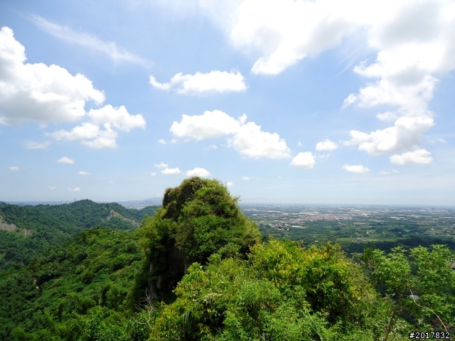 2012-7-10高雄燕巢惡地形絕地逢生險象之旅