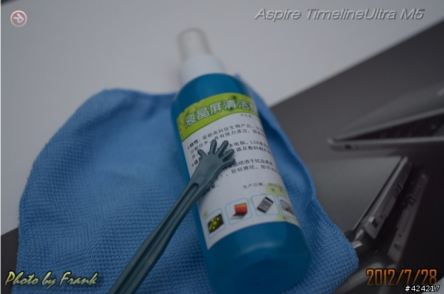 [開箱] 輕薄大螢幕 Acer Aspire Timeline Ultrabooks M5 - 581TG
