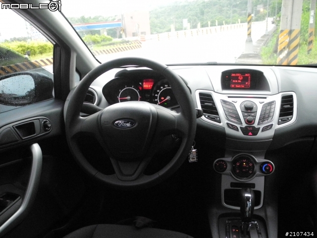 Ford Fiesta 1.6 免費租車試駕心得