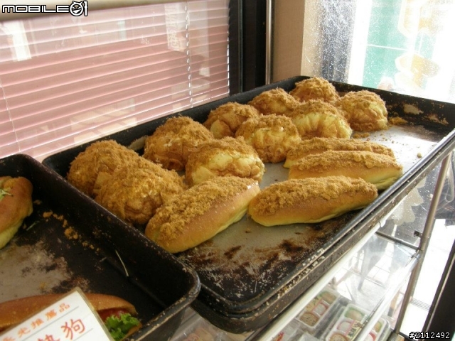 2012/7/11~~林內永光西點麵包店{出名的有夾蛋沙拉.爆漿大波蘿}