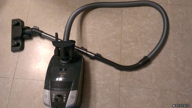 [新手-不專業開箱] Miele S6390 吸塵器