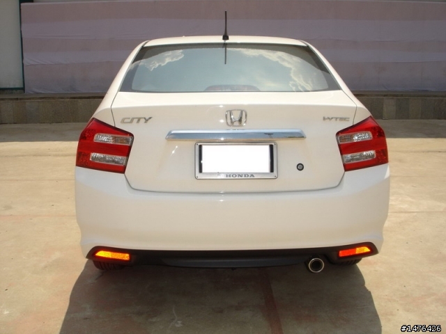 海外開箱-小改款HONDA CITY 1.5
