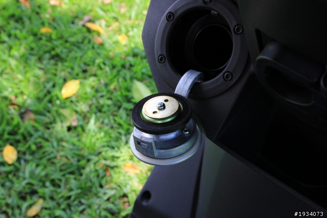 [開箱] 很搞剛的SYM GT125 EVO開箱分享