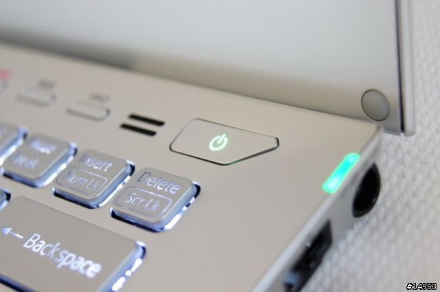 [開箱試用分享] 高CP值的 SONY VAIO S系列13吋SVS13113FWS