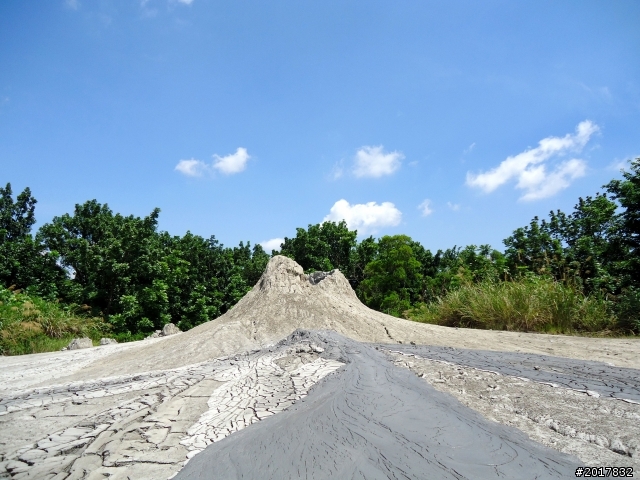 2012-7-10高雄燕巢惡地形絕地逢生險象之旅