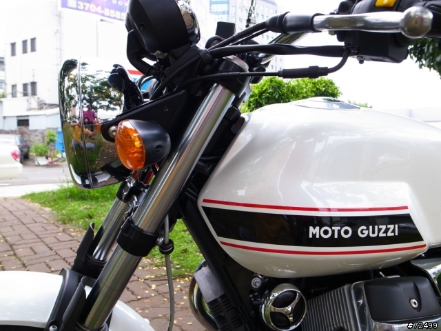 [開箱] (7/29更新) 就是愛復古風!! Moto Guzzi V7 Classic 圖多見諒!