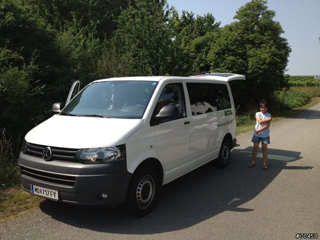 [開箱] 歐規Volkswagen T5 Caravelle 2.0TDI Bluemotion