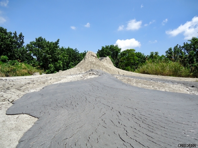 2012-7-10高雄燕巢惡地形絕地逢生險象之旅