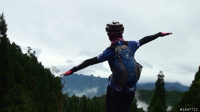[影片](單車閱讀)樂山林道、清涼的大暑日-2012-0722