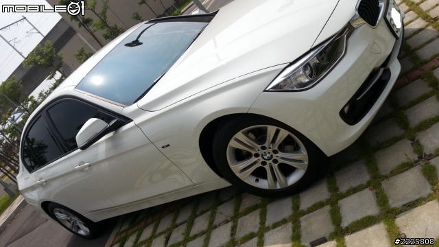 開箱2  BMW  F30  320i SPORT 白   圖多