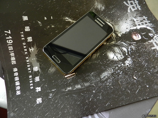 簡易開箱秀~以後可以輕鬆呼叫蝙蝠俠了