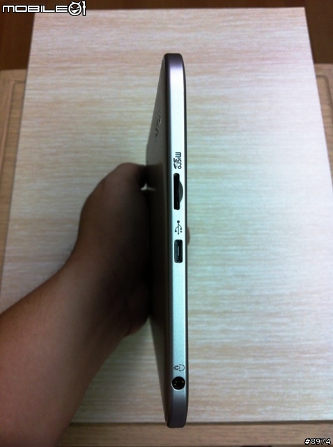 更新 東芝 TOSHIBA REGZA  AT570 7.7吋  平板 拿到嘍~ (一波三折才取得的開箱)