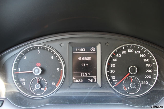 [開箱] 歐規Volkswagen T5 Caravelle 2.0TDI Bluemotion