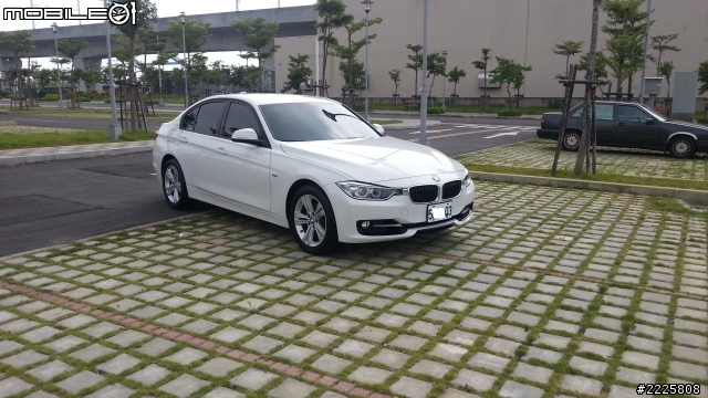 開箱2  BMW  F30  320i SPORT 白   圖多
